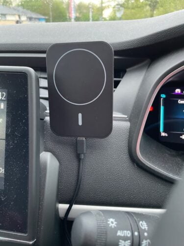 MagCar - Magnetic Wireless Charger Car Mounted photo review