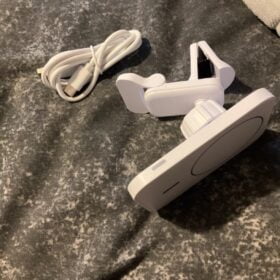 MagCar - Magnetic Wireless Charger Car Mounted photo review
