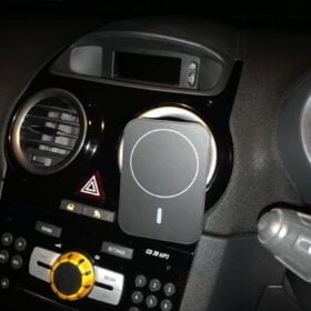 MagCar - Magnetic Wireless Charger Car Mounted photo review