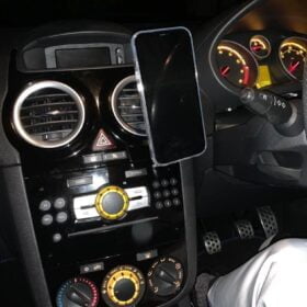 MagCar - Magnetic Wireless Charger Car Mounted photo review